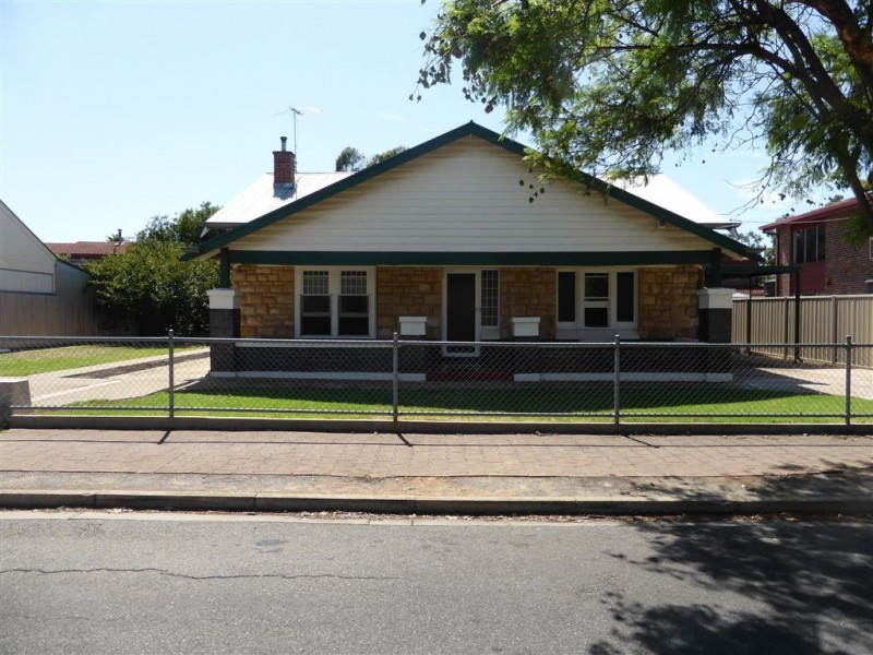 15 Fourth Avenue, Everard Park SA 5035