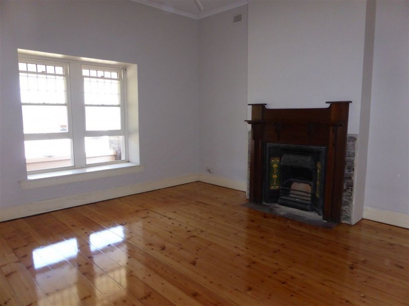 15 Fourth Avenue, Everard Park SA 5035