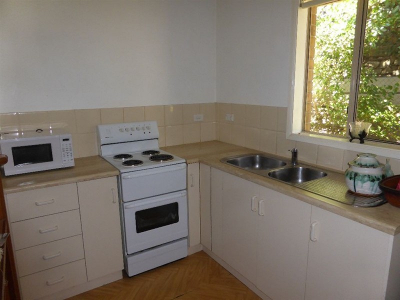 4 Fern Hill Rd, Bridgewater SA 5155