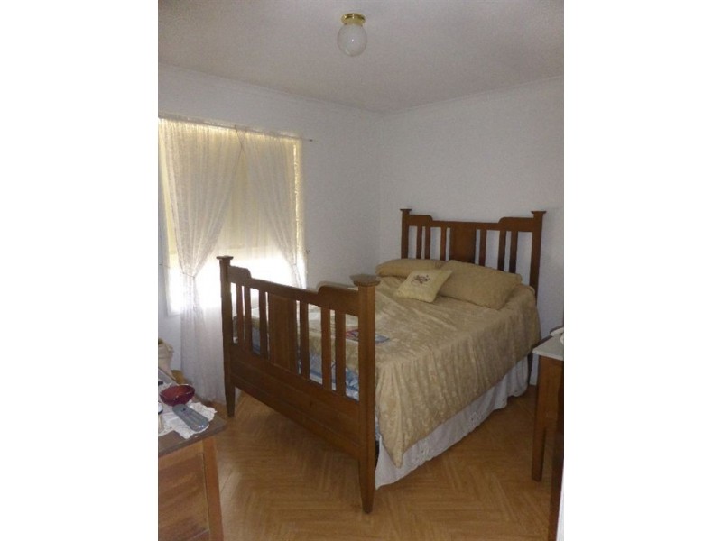 4 Fern Hill Rd, Bridgewater SA 5155