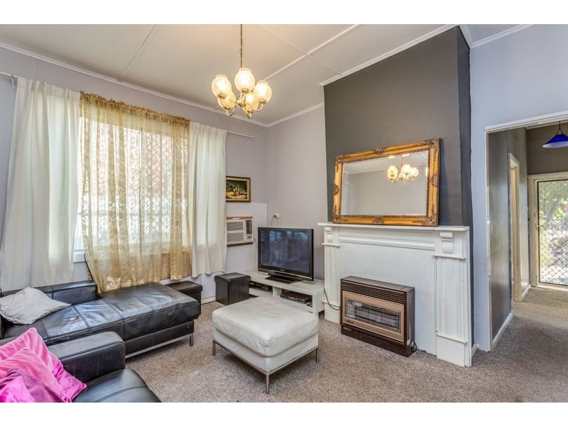 8 Beaconsfield Terrace, Ascot Park SA 5043