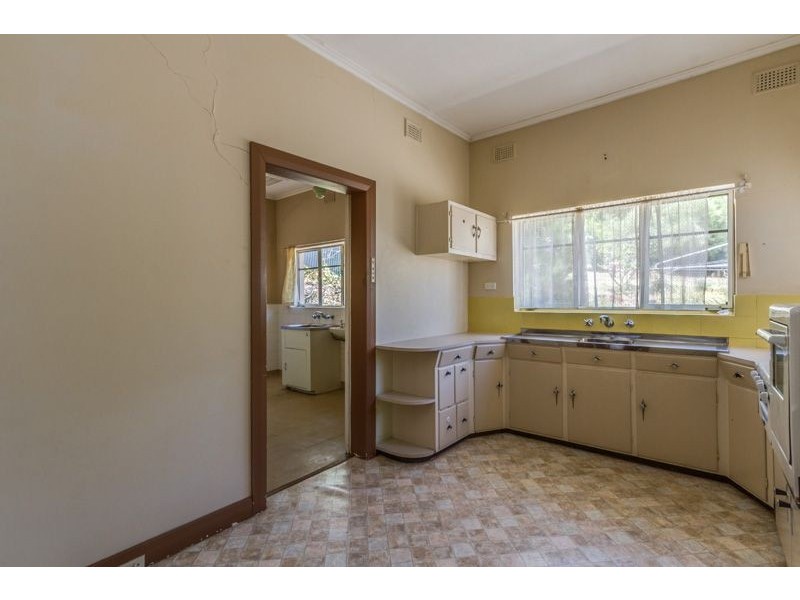 8 Highland Avenue, Torrens Park SA 5062