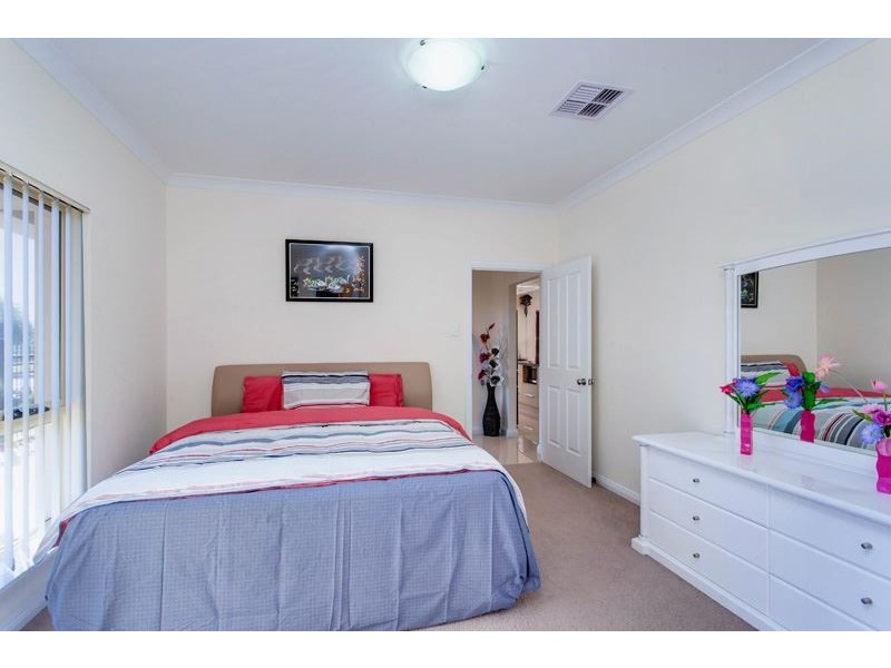 13A Eighth Avenue, Woodville Gardens SA 5012
