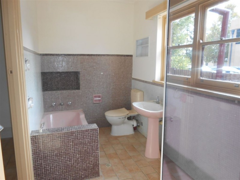 1 Ayr Avenue, Torrens Park SA 5062