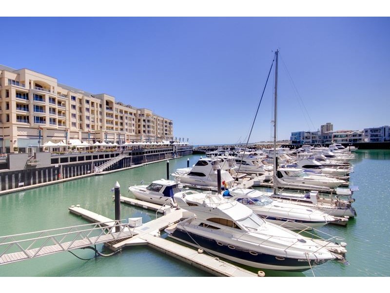 6/27 North Esplanade, Glenelg North SA 5045