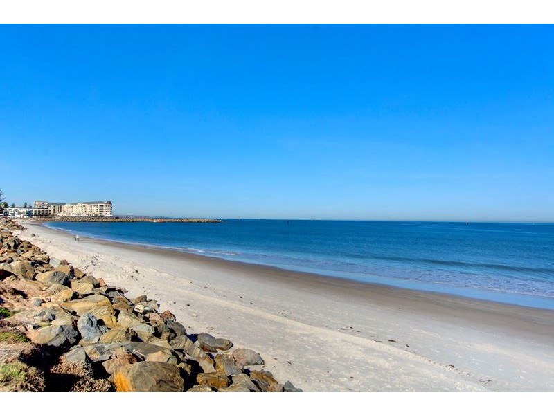 6/27 North Esplanade, Glenelg North SA 5045