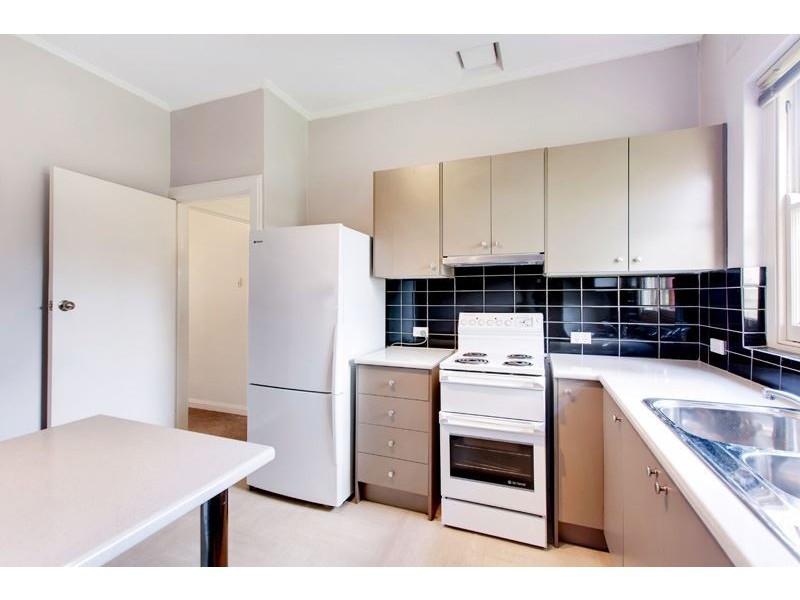 29 Cambridge Terrace, Kingswood SA 5062