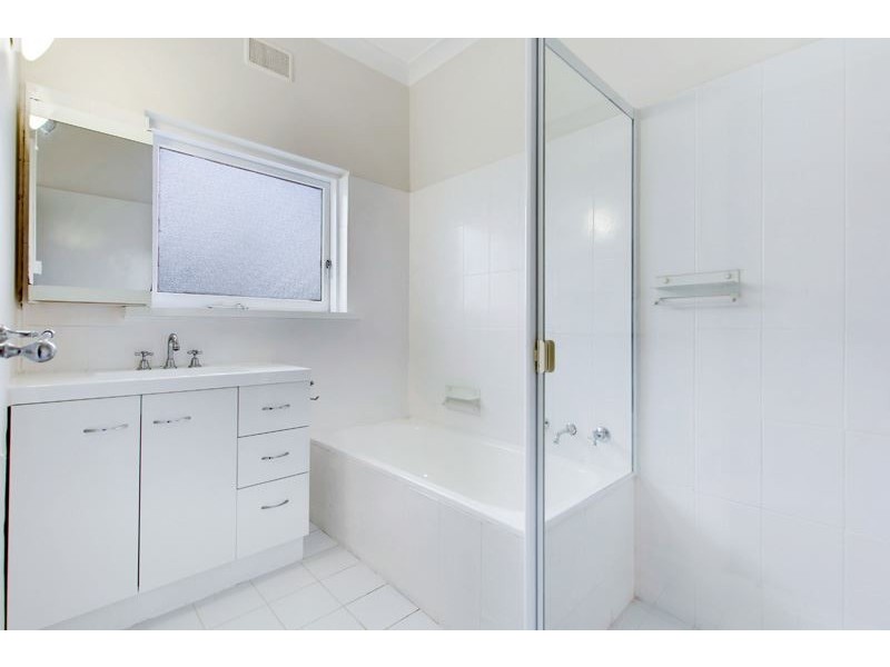 29 Cambridge Terrace, Kingswood SA 5062