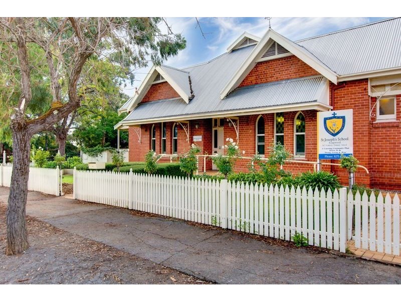 29 Cambridge Terrace, Kingswood SA 5062