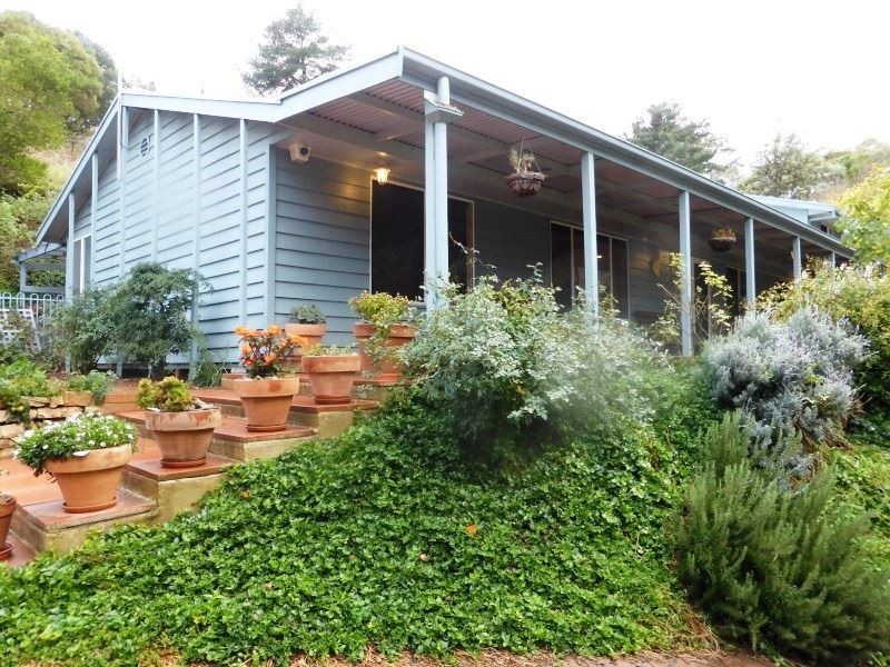 8 Sittella Crescent, Coromandel Valley SA 5051