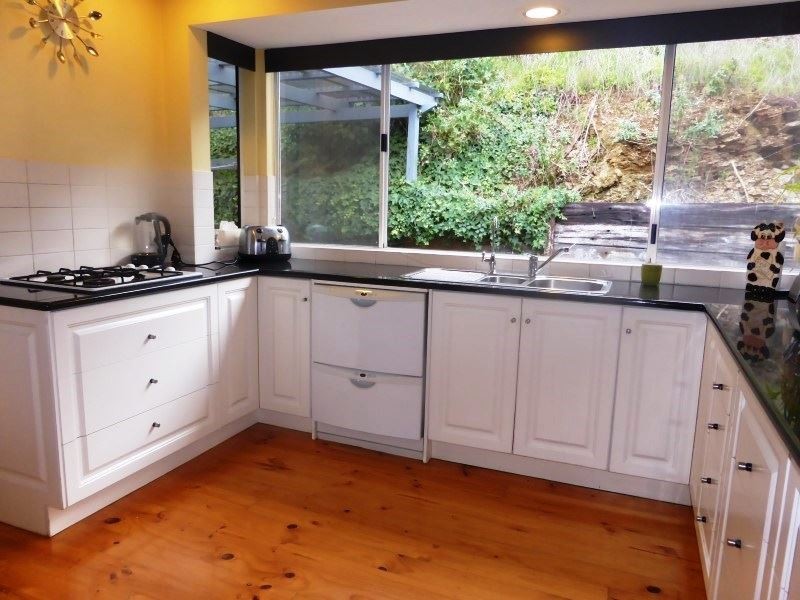 8 Sittella Crescent, Coromandel Valley SA 5051