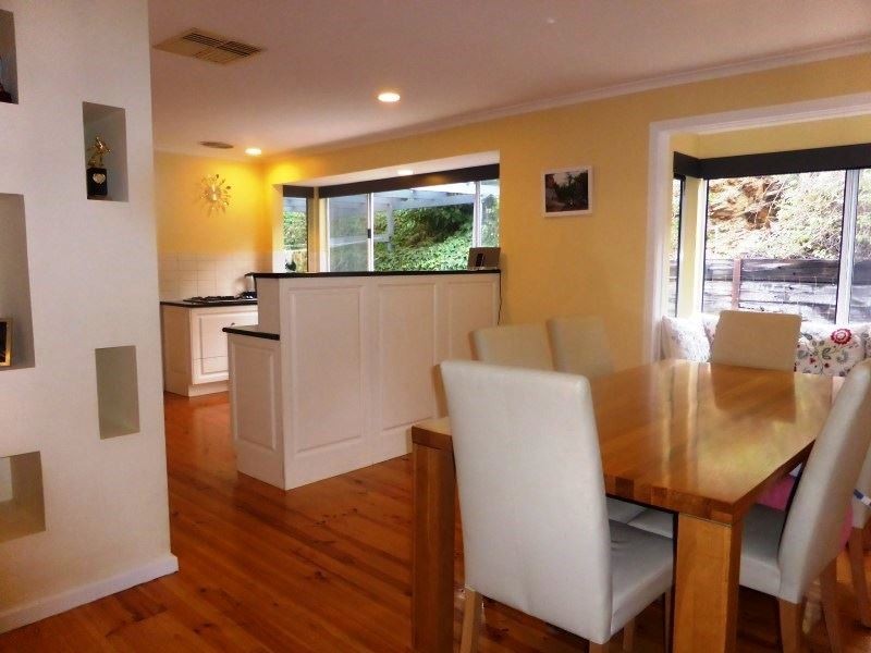 8 Sittella Crescent, Coromandel Valley SA 5051