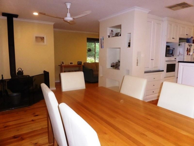 8 Sittella Crescent, Coromandel Valley SA 5051