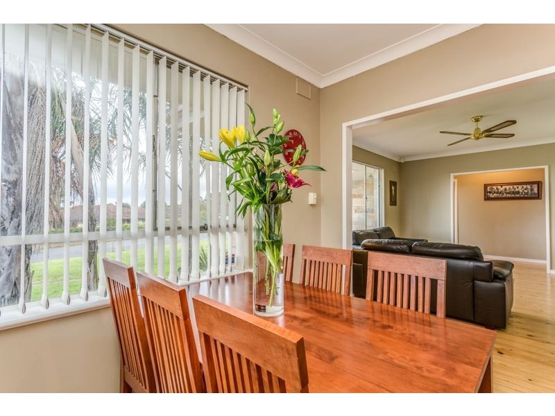 13 Glenda Avenue, Morphett Vale SA 5162