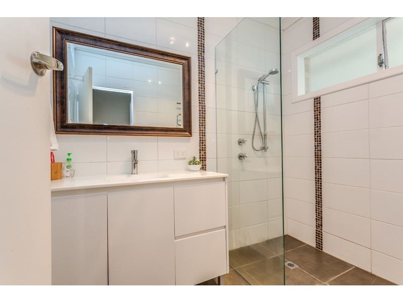 13 Glenda Avenue, Morphett Vale SA 5162