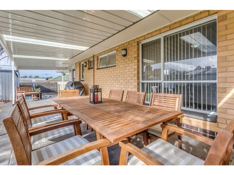 13 Glenda Avenue, Morphett Vale SA 5162