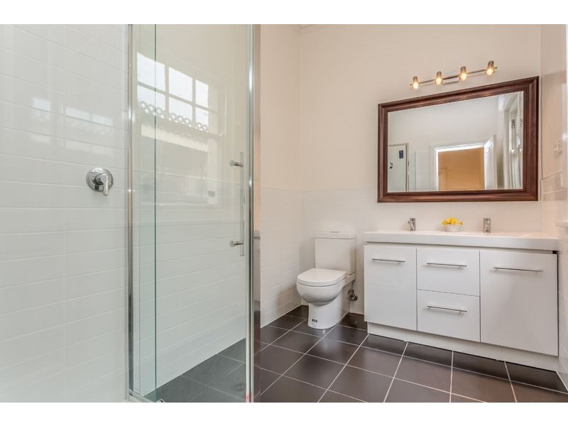 33 Byron Road, Black Forest SA 5035