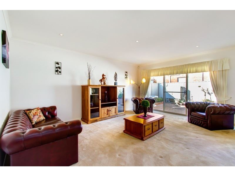 4a English Avenue (Northern Daws Rd end), Clovelly Park SA 5042