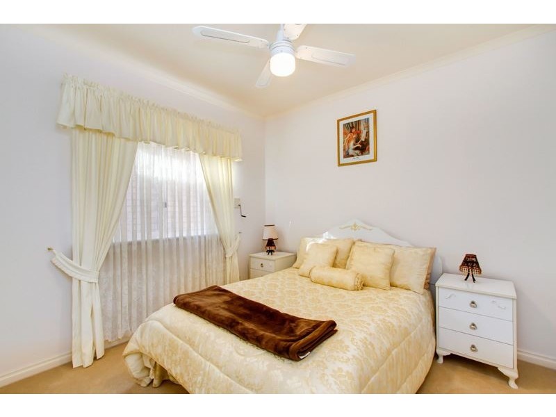 4a English Avenue (Northern Daws Rd end), Clovelly Park SA 5042