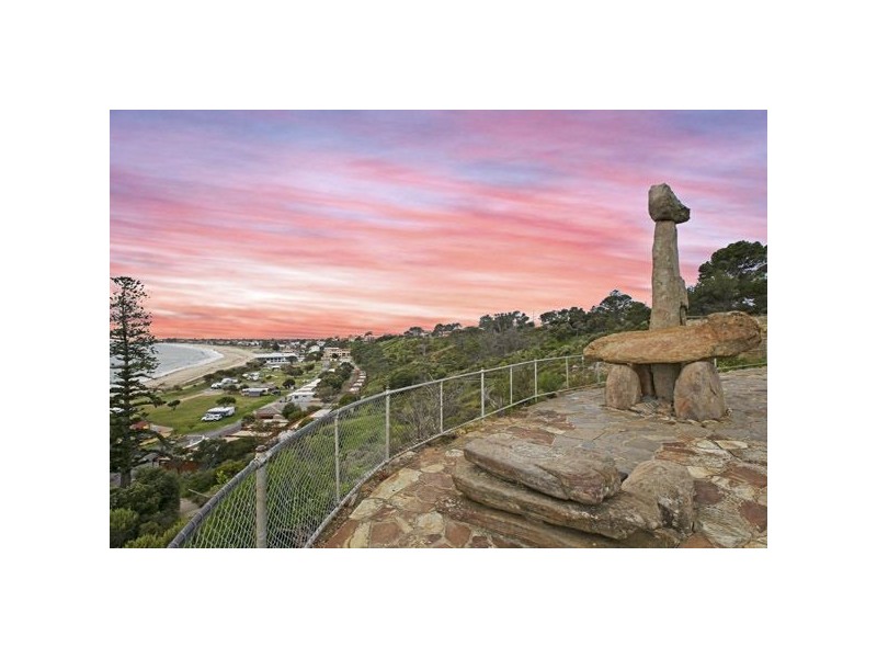 9 Keith Crescent, Marino SA 5049