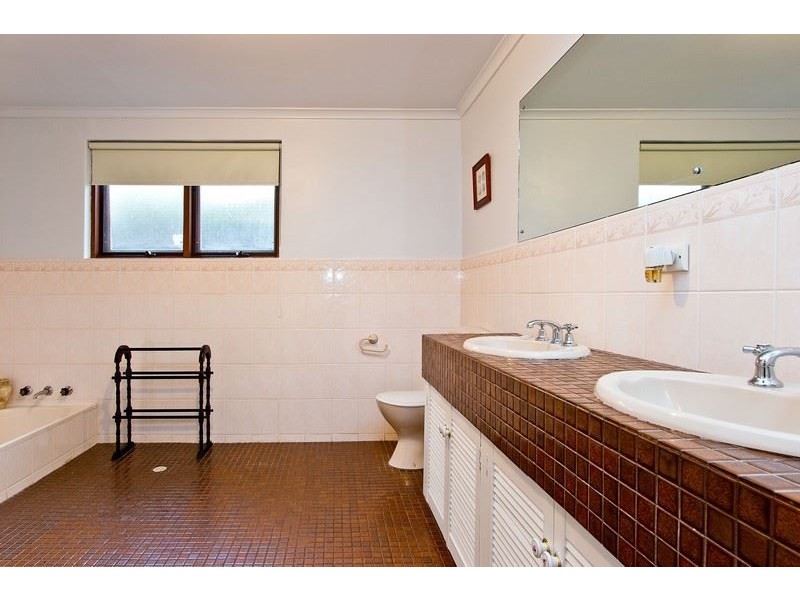 1 Sturt Avenue, Colonel Light Gardens SA 5041