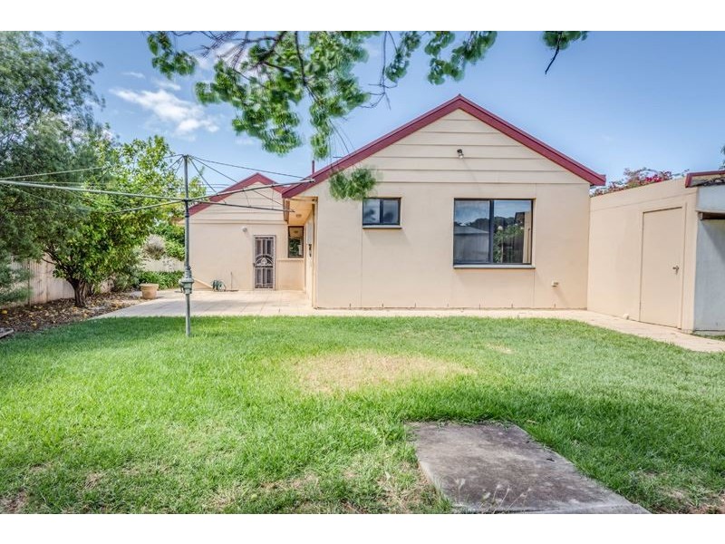 132 Kingston Avenue, Melrose Park SA 5039