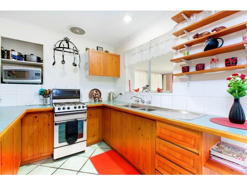 10 Jessica Street, Aberfoyle Park SA 5159