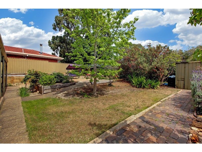 10 Jessica Street, Aberfoyle Park SA 5159
