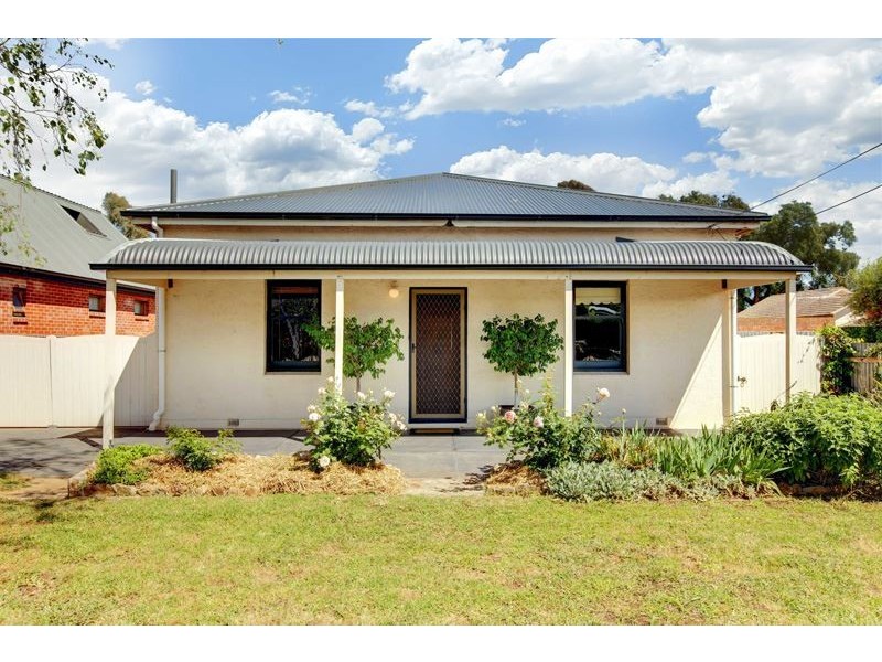 54 Eaton Street, Cumberland Park SA 5041