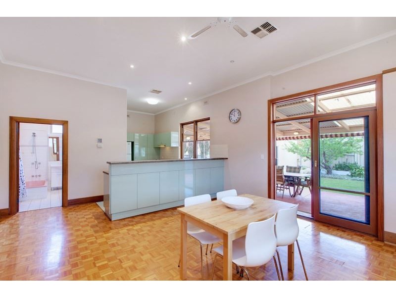 54 Eaton Street, Cumberland Park SA 5041