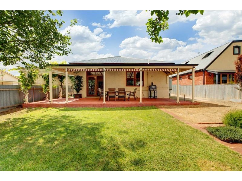 54 Eaton Street, Cumberland Park SA 5041