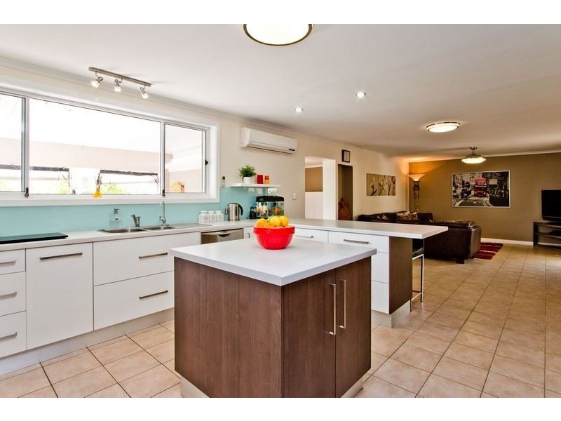 5 Surf Avenue, West Beach SA 5024