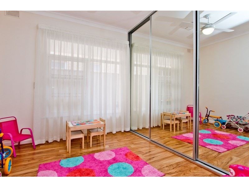 5 Surf Avenue, West Beach SA 5024