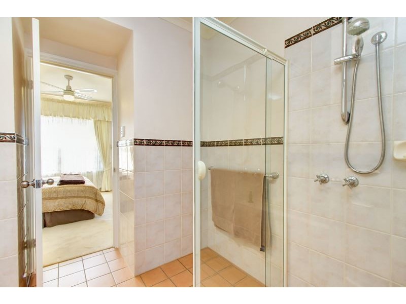 4A English Ave, Clovelly Park SA 5042