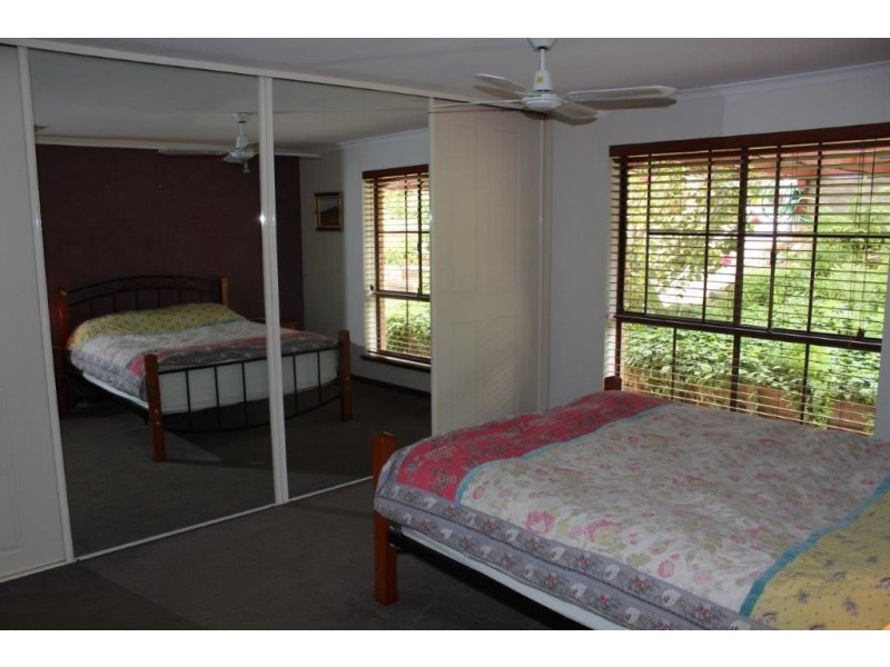 15 Aroona Road, Hallett Cove SA 5158