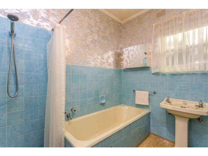 49 Cungena Ave, Park Holme SA 5043