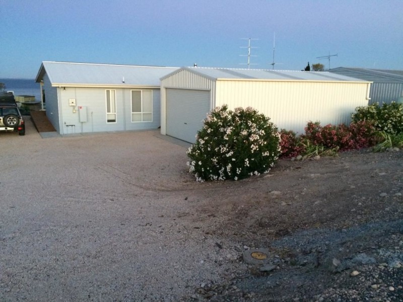 66 Bayview Road, Point Turton SA 5575