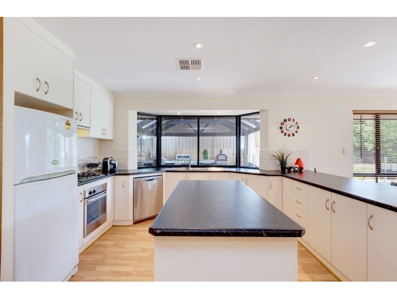 9 Encounter Road, Sheidow Park SA 5158