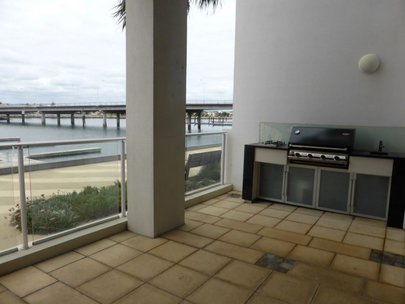 17 Tarni Court, New Port SA 5015