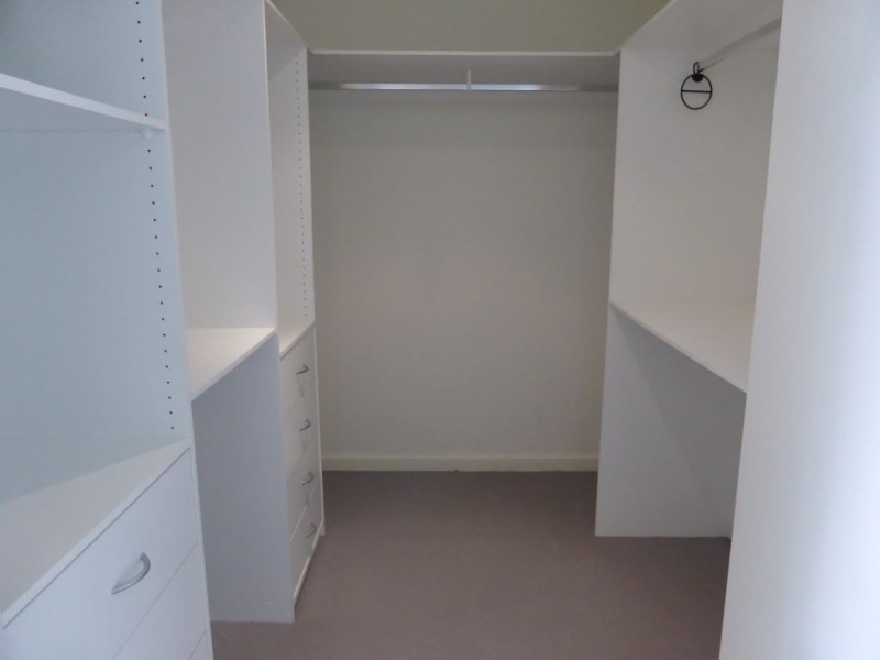 17 Tarni Court, New Port SA 5015