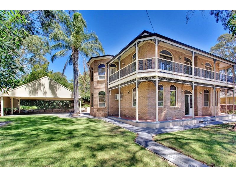 2 Debney Drive, Burnside SA 5066