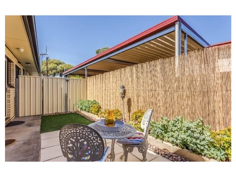 2/49 Glengyle Terrace, Glandore SA 5037