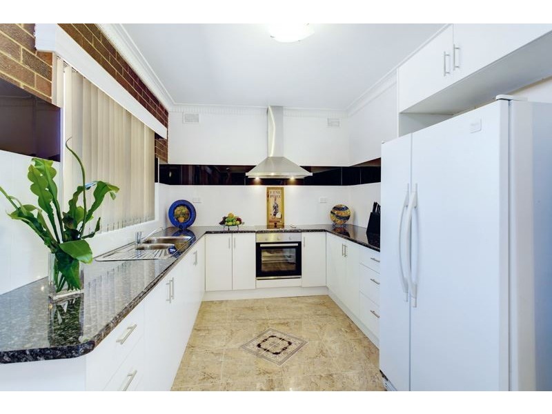 14 Fairlie Street, Ottoway SA 5013