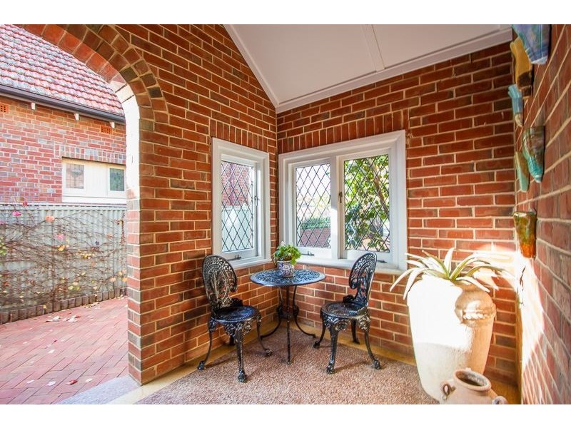 5 Caulfield Avenue, Cumberland Park SA 5041