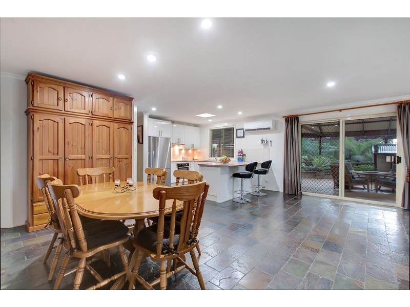 8 Cass Court, Woodcroft SA 5162