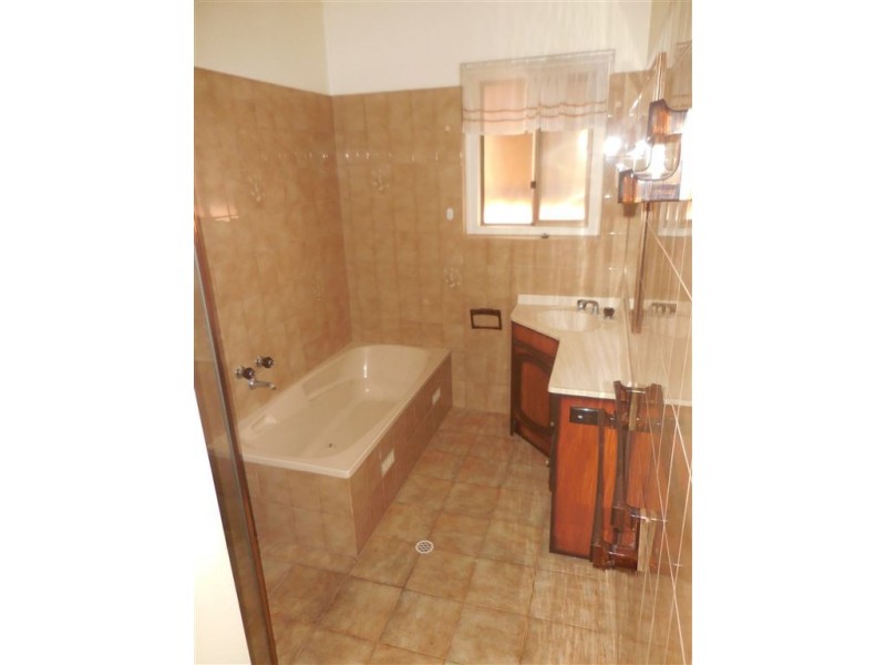 56 Kyeema Avenue, Cumberland Park SA 5041