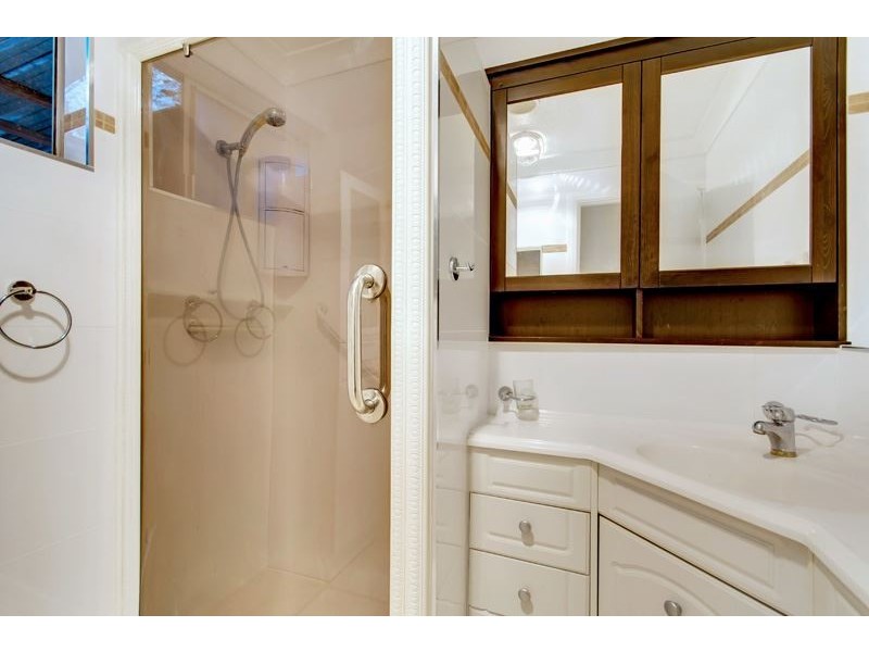 10 Kingston Ave, Daw Park SA 5041