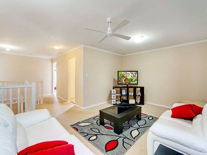 4 Edinburgh Crescent, Old Reynella SA 5161