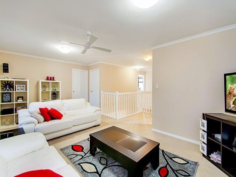 4 Edinburgh Crescent, Old Reynella SA 5161