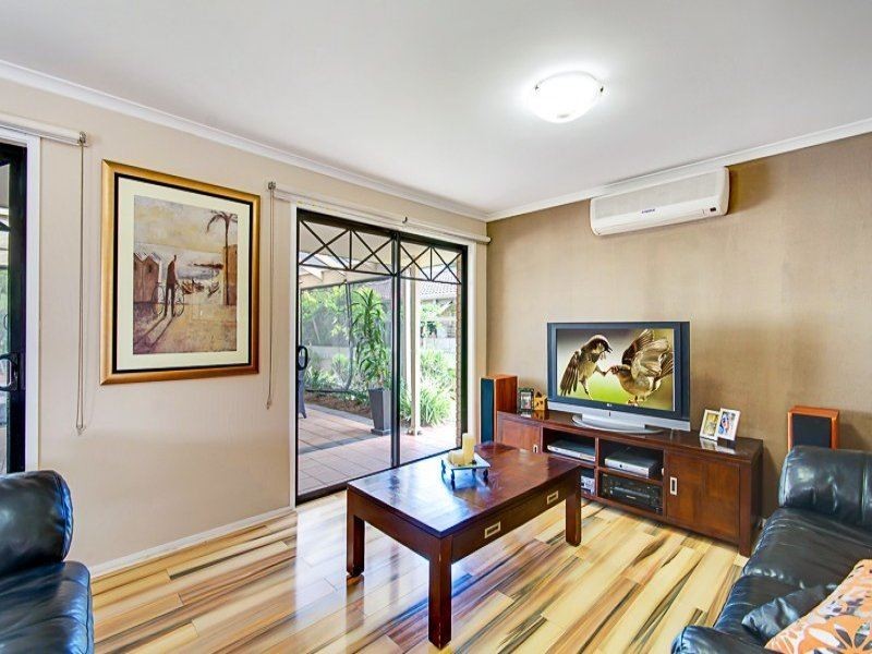 4 Edinburgh Crescent, Old Reynella SA 5161